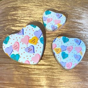 New Vintage Set of 3 Metal Tin Conversation Heart Candy Heart Shape 4.5 3.5 2.5”